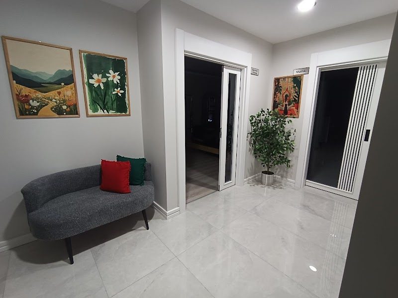 Uzm. Fizyoterapist Ahmet Furkan ARIK