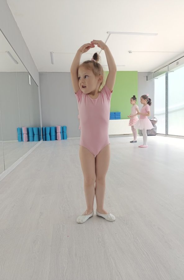 YALZEN ACADEMY | Dans, Sanat, Müzik ve Spor | Cimnastik, Bale, Yoga Pilates | Tiyatro, Rekreasyon | Anne Çocuk Genç | Yalova