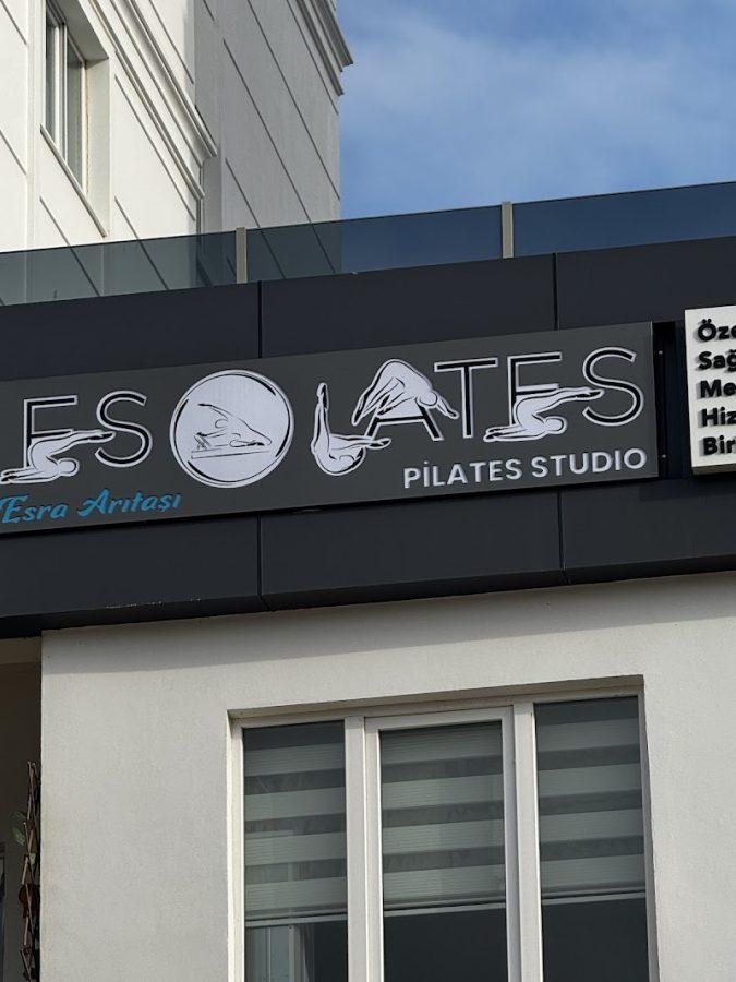ESOLATES - Esra Arıtaşı Pilates Studio