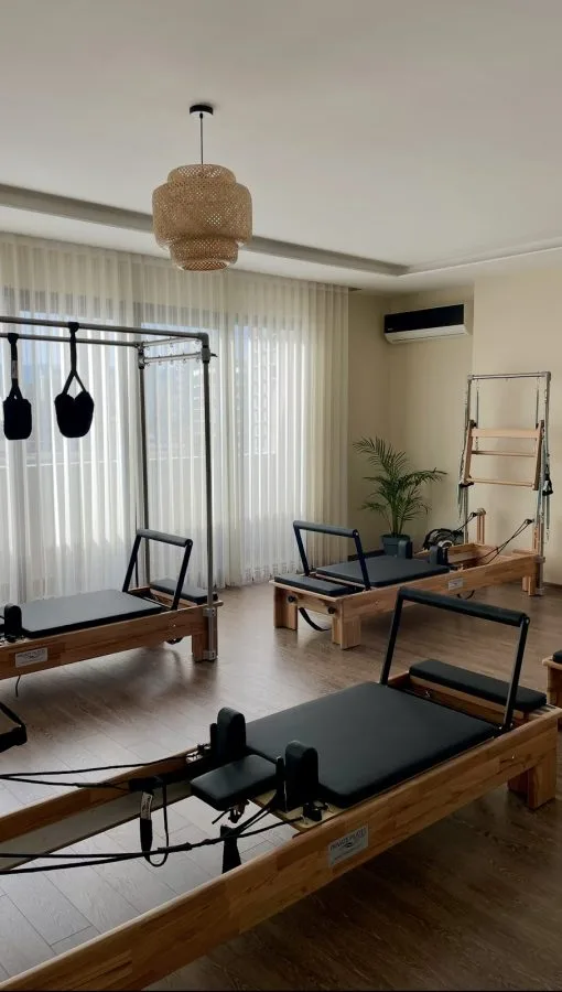 Peri’s Pilates Studio