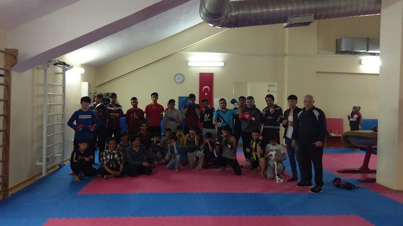 Yozgat Rıza Kayaalp Spor Salonu