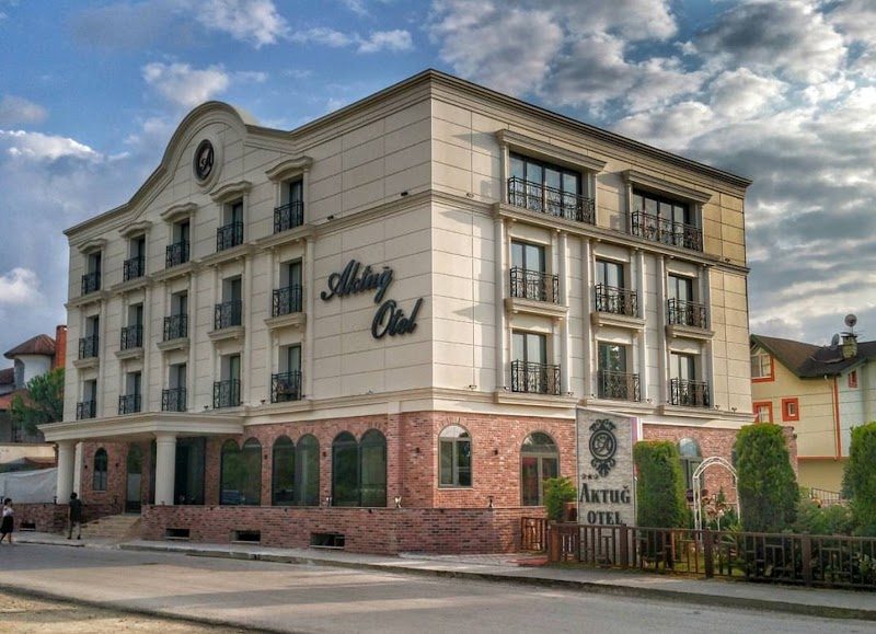 Aktuğ Pilates Bayan ve Fitness Karışık