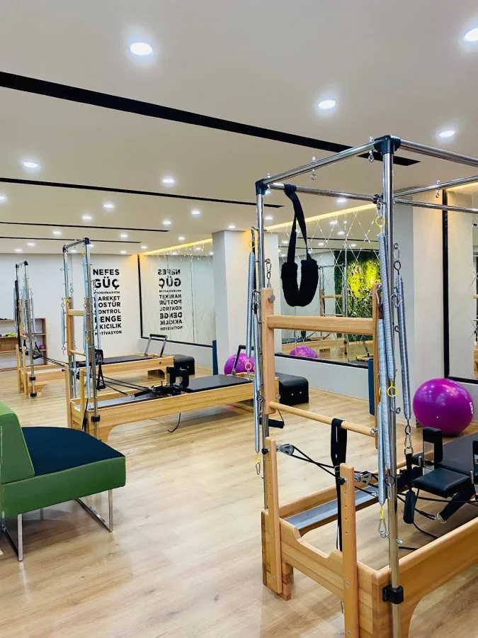 ZİMİ Fizyoterapi Danışmanlık Merkezi ve Pilates Studıo