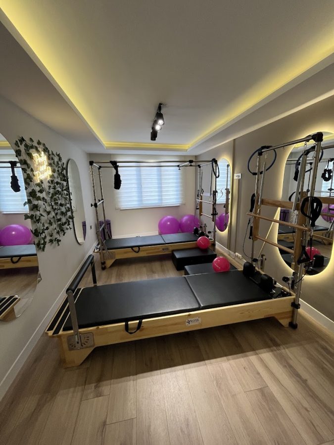 Fizyoterapist Ecem Nida Hay Bayar / Fizyoterapi & Reformer Pilates