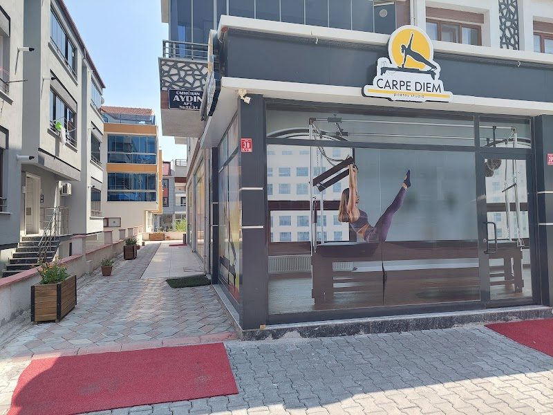 Carpe Diem Plates Studio