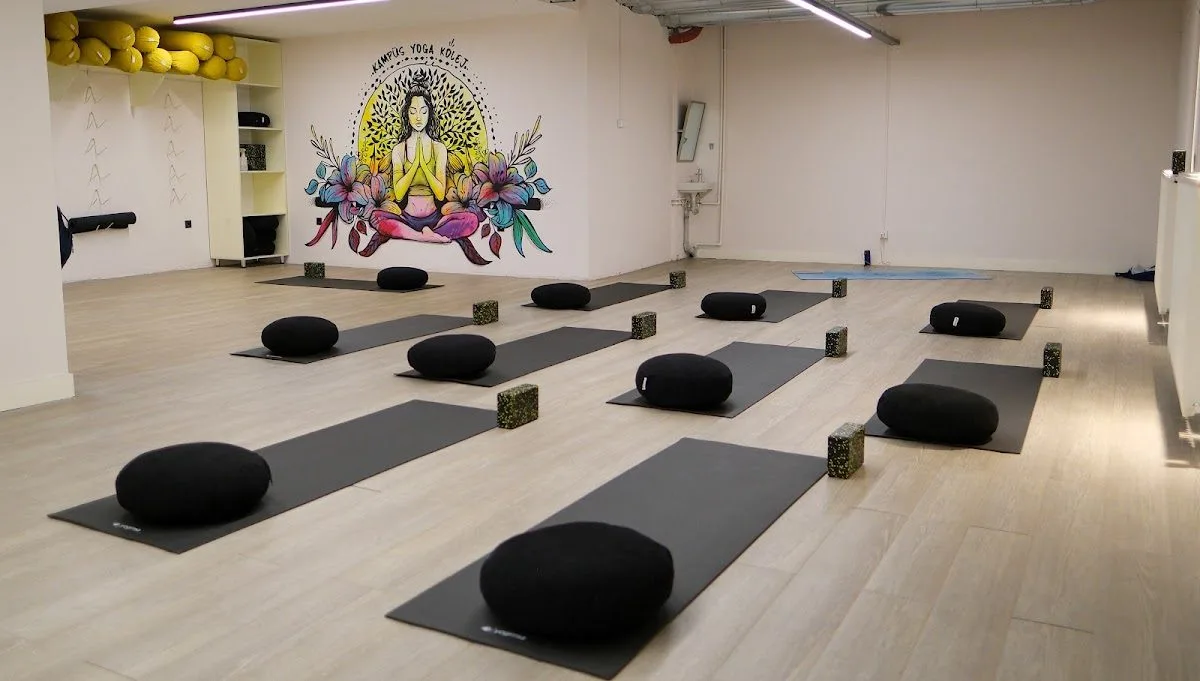 Kampüs Yoga Kolej