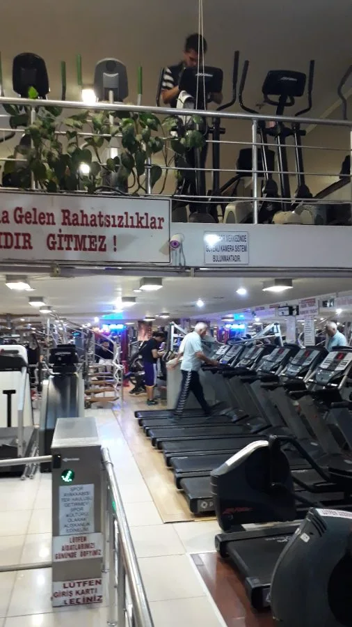 Form Spor Merkezi