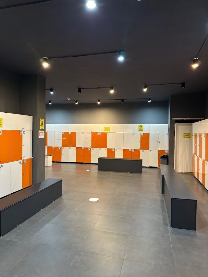 Life Form Sport Center(Bayanlara özel spor salonu)