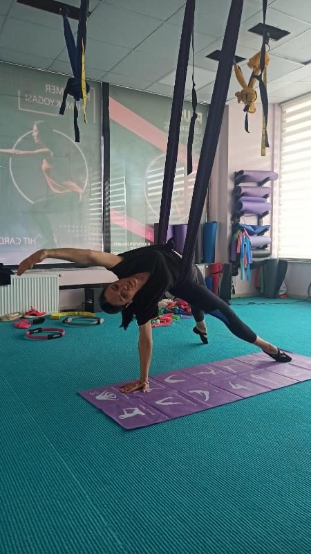 PLUS REFORMER&YOGA STUDYO