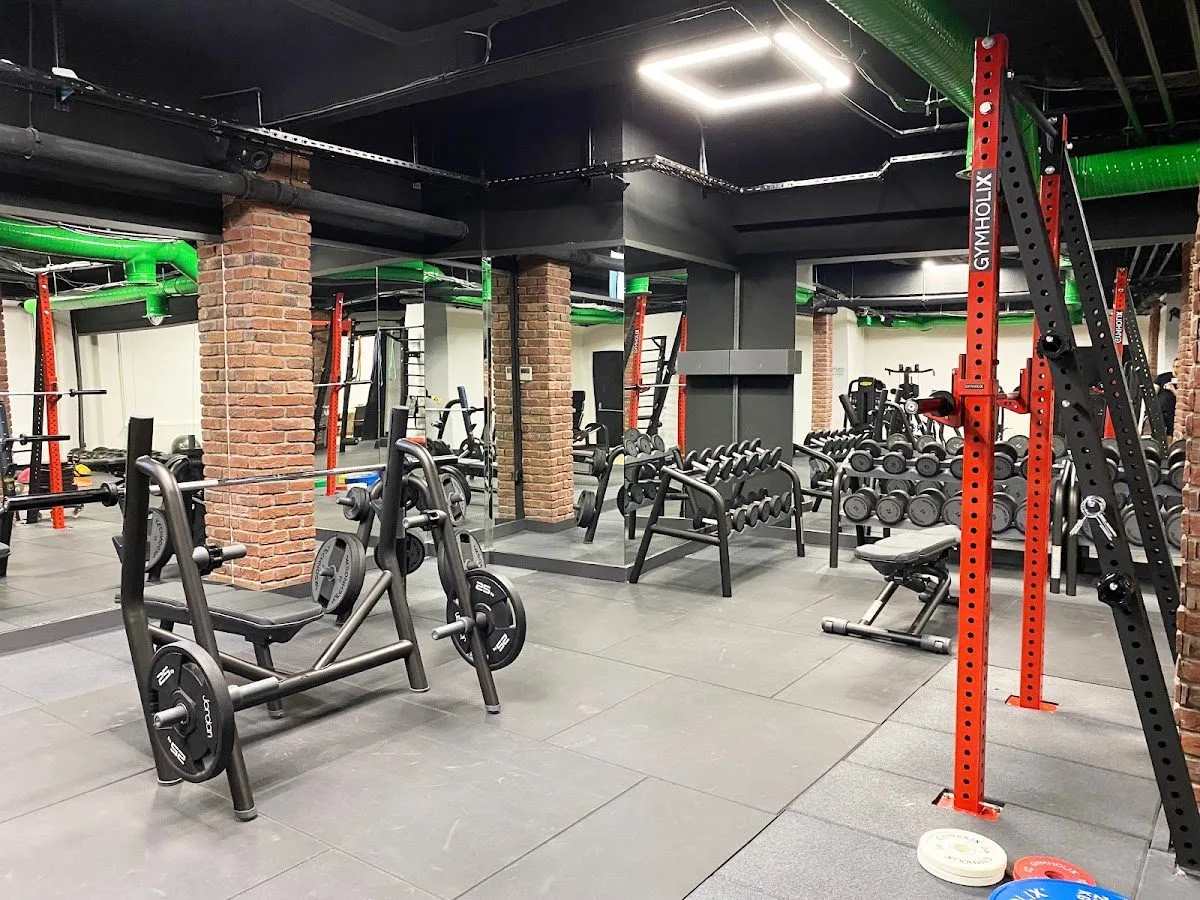 GYM 7/77 FİTNESS VE PİLATES SALONU