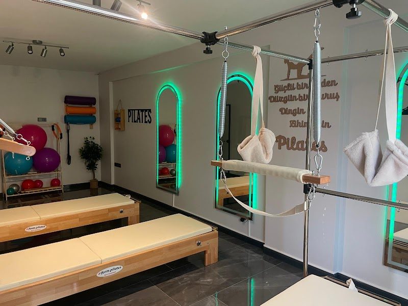 Fizyoterapist Pınar Atasever